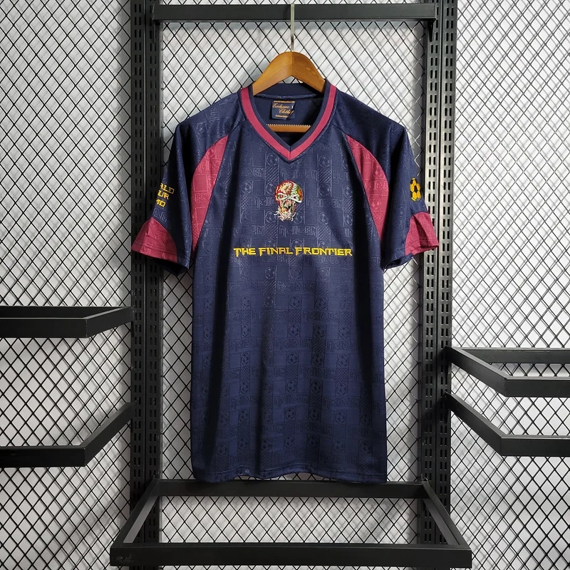 Retro 2010 West Ham Home Football jersey retro