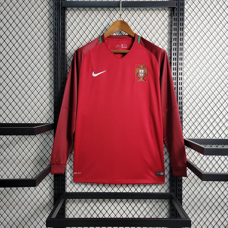 Retro 2016-17 Portugal Home Long Sleeve Football jersey retro