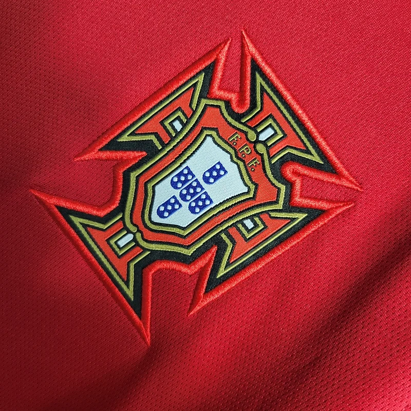 Retro 2016-17 Portugal Home Long Sleeve Football jersey retro