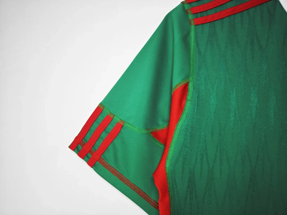 retro 2010 Mexico home retro football jersey Fan version