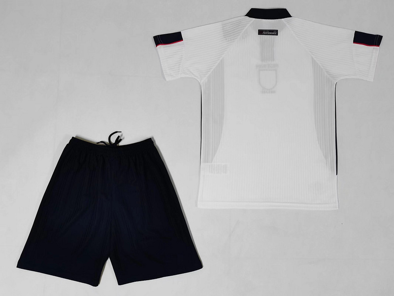 Retro 2006 Kids England home OWEN #10 Hargreaves #16 Lampard #8 BECKHAM #7 Football jersey retro