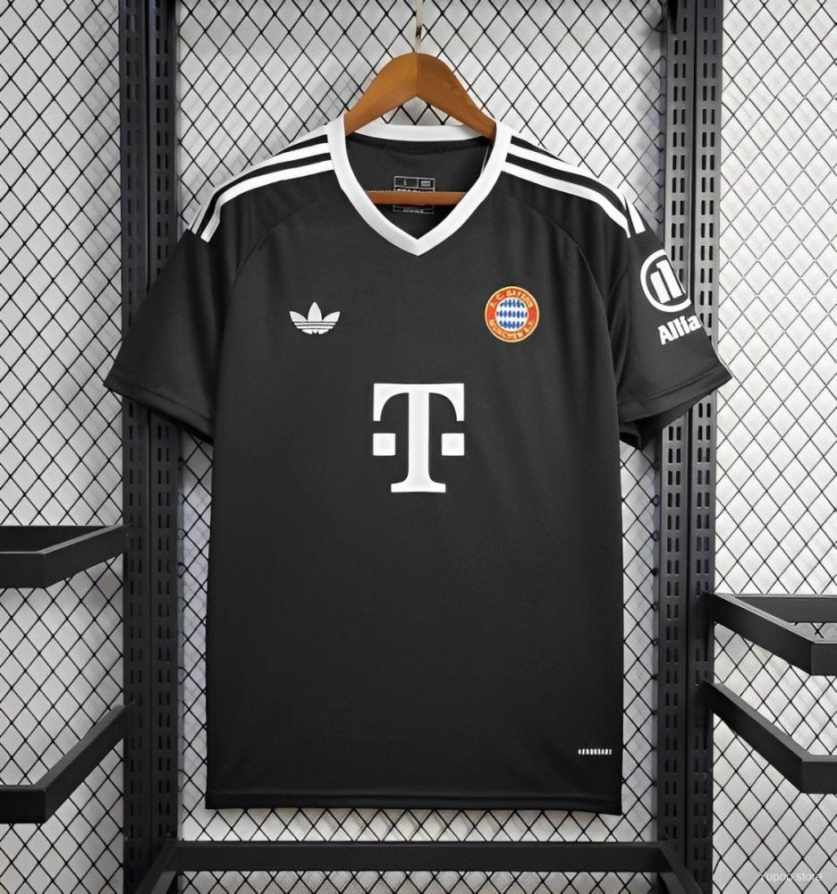 2024-25 Bayern Munich Third Black Goalkeeper football jersey