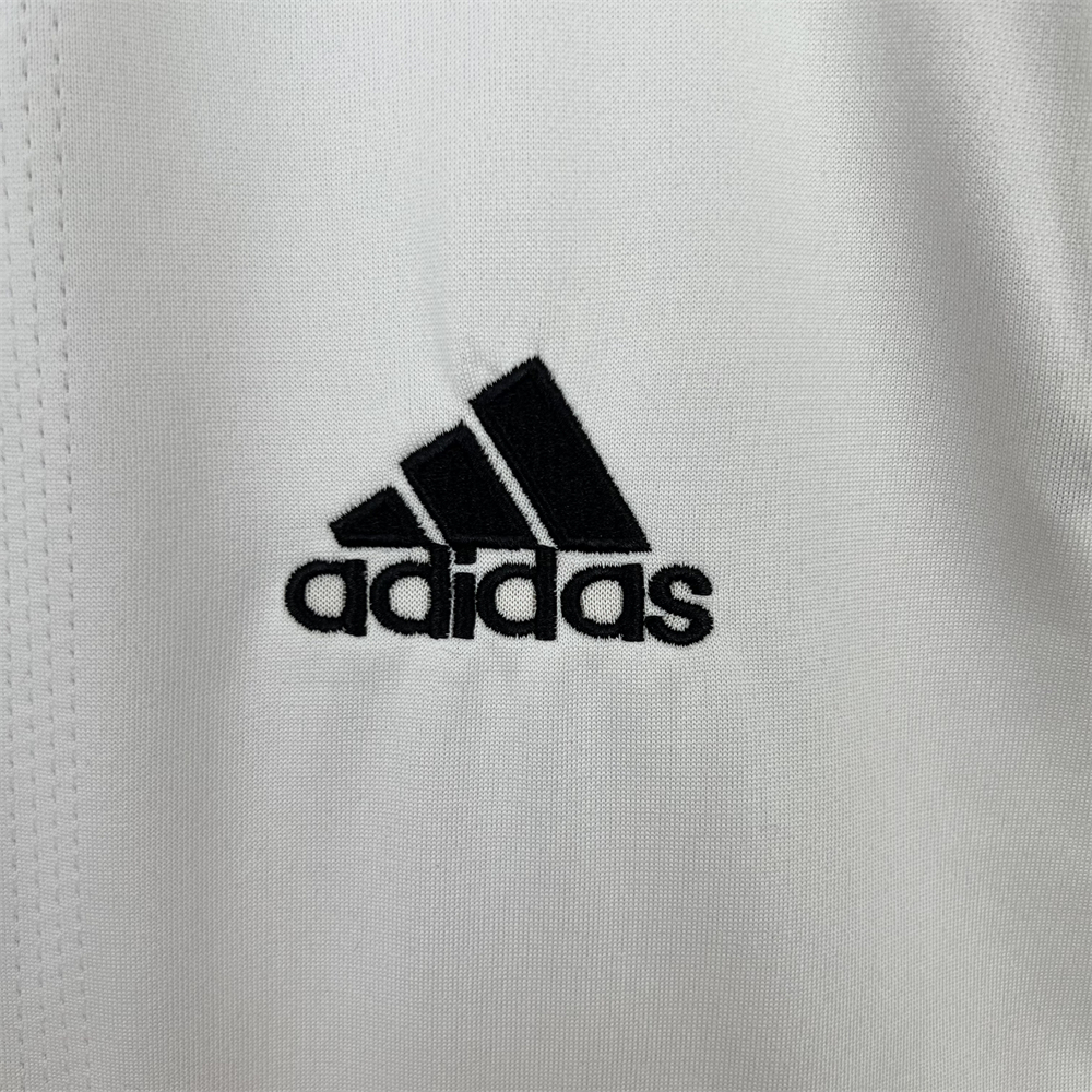 Retro 2003-04 Real Madrid Home Football jersey retro