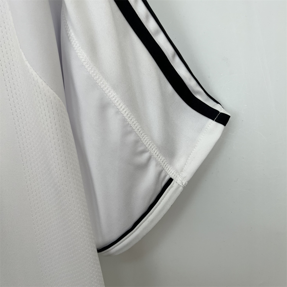 Retro 2003-04 Real Madrid Home Football jersey retro