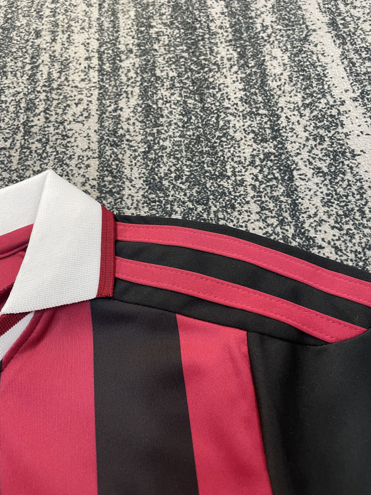 2009-10 AC Milan Home KIDS Retro Football jersey  ZAMBROTTA KAKA MALDINI RONALDINHO BECKHAM ELSHAARAWY PIRLO
