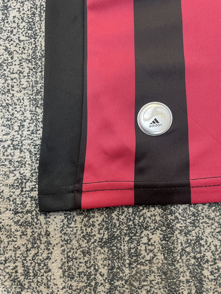2009-10 AC Milan Home KIDS Retro Football jersey  ZAMBROTTA KAKA MALDINI RONALDINHO BECKHAM ELSHAARAWY PIRLO