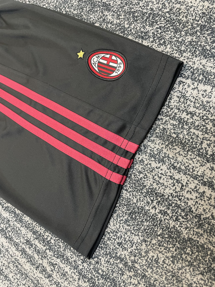 2009-10 AC Milan Home KIDS Retro Football jersey  ZAMBROTTA KAKA MALDINI RONALDINHO BECKHAM ELSHAARAWY PIRLO