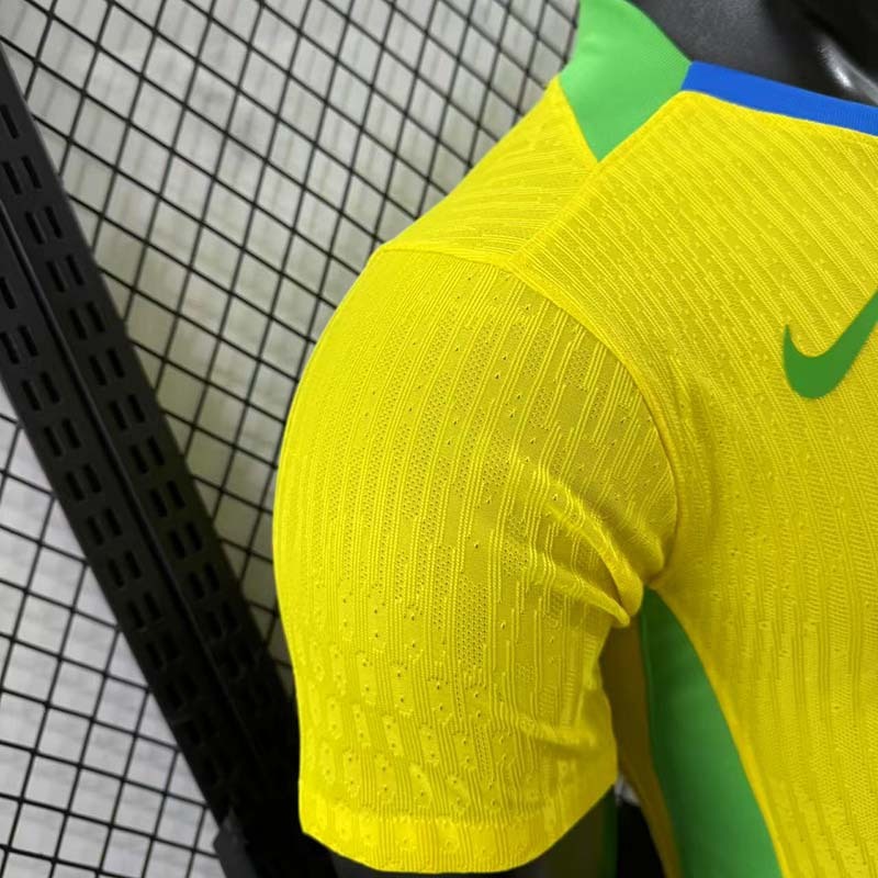 Player 2025-26 Brazil Home Football jersey