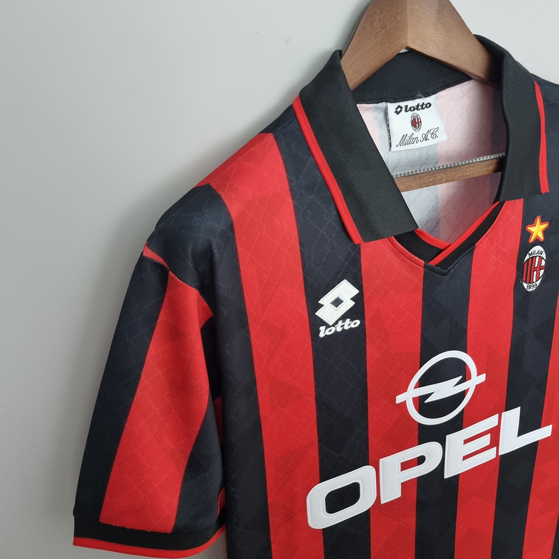 Retro 1995-96 AC Milan home  BAGGIO BARESI VIEIRA  ALBERTINI Football jersey