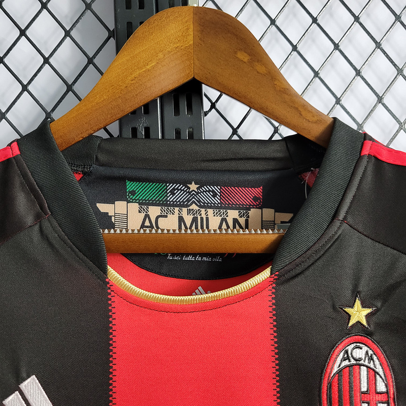 Retro 2010-11 AC Milan home IBRAHIMOVIC ZAMBROTTA KAKA MALDINI RONALDINHO BECKHAM PIRLO  Football jersey retro