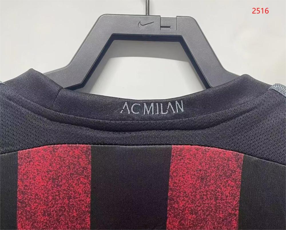 Retro 2015-16 AC Milan Home football jersey Retro