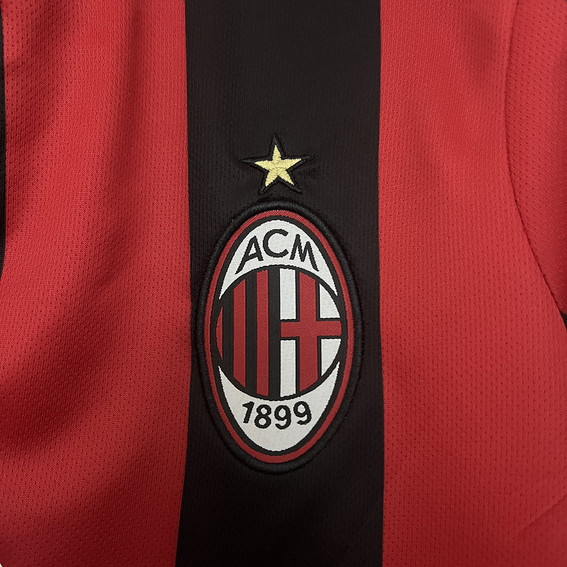 Retro 2003-04 AC Milan Home Football jersey retro