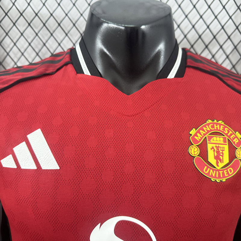 Player 2025-26 Manchester United Home Football jersey