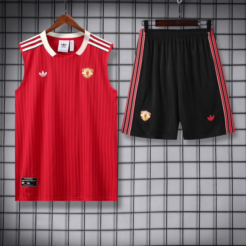 2025-26 Manchester United Sleeveless Vest Training Wear