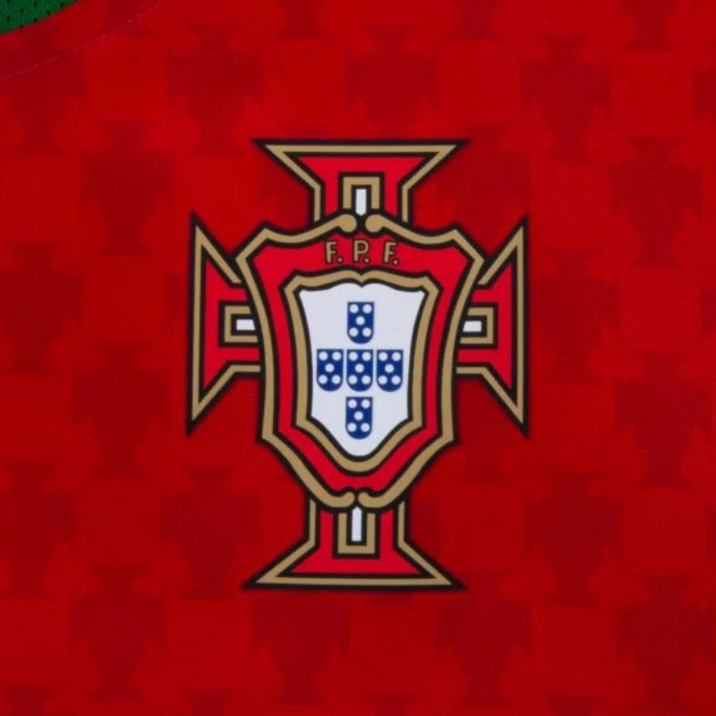 Retro Player 2004 Portugal home FIGO F.COUTO C.RONALDO RUI COSTA Football jersey retro