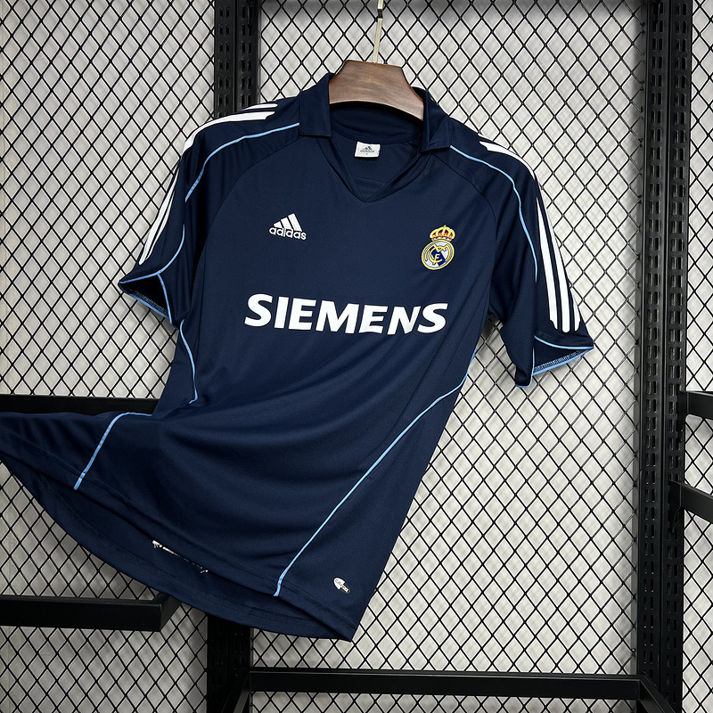 Retro 2005-06 Real Madrid Away Retro Football jersey