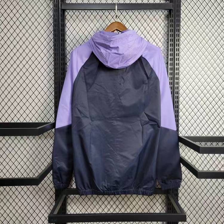 Windbreaker  Tottenham