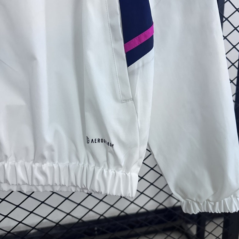 Windbreaker Arsenal
