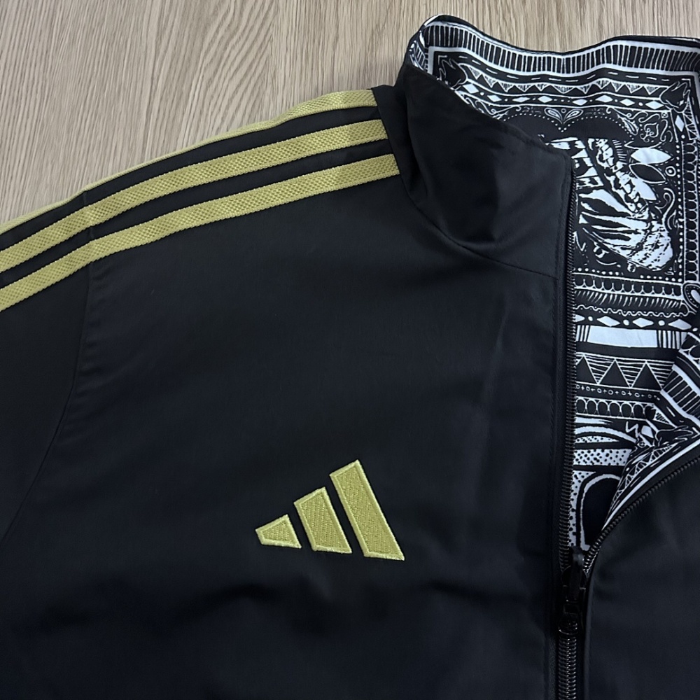 Windbreaker Arsenal