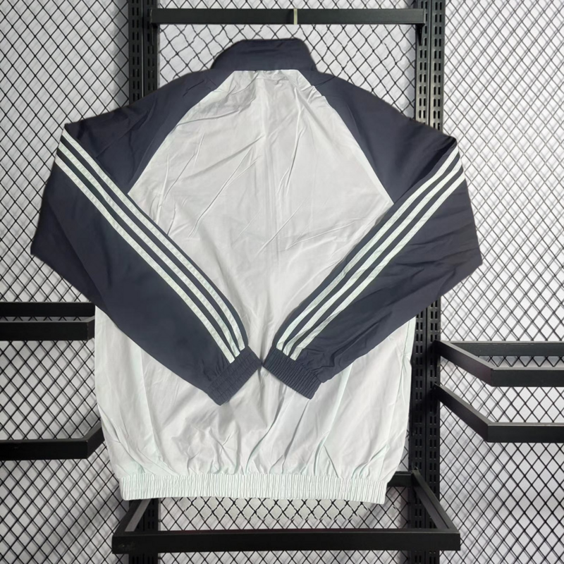 Windbreaker Arsenal