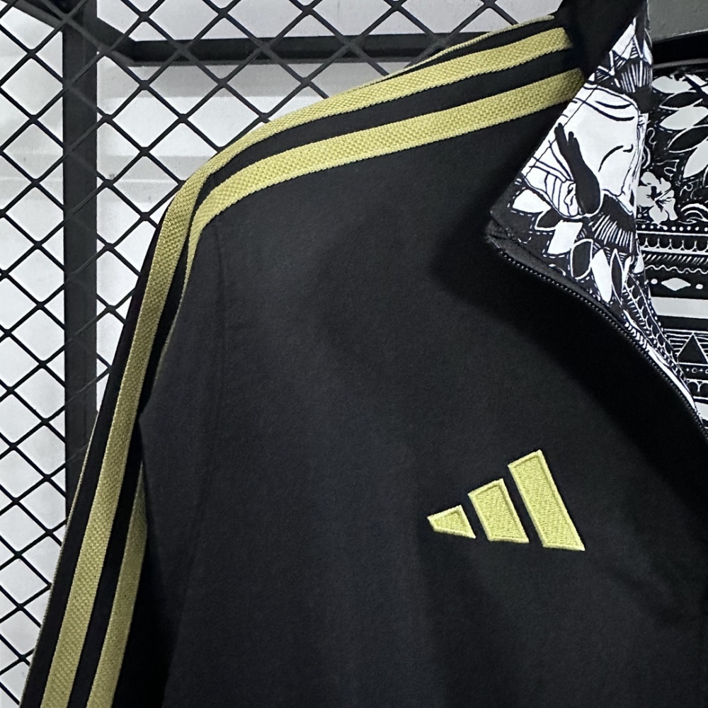 Windbreaker Arsenal