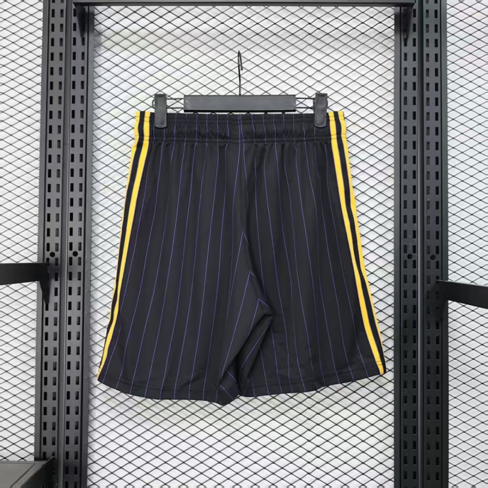 Player 2025-26 shorts Manchester United shorts