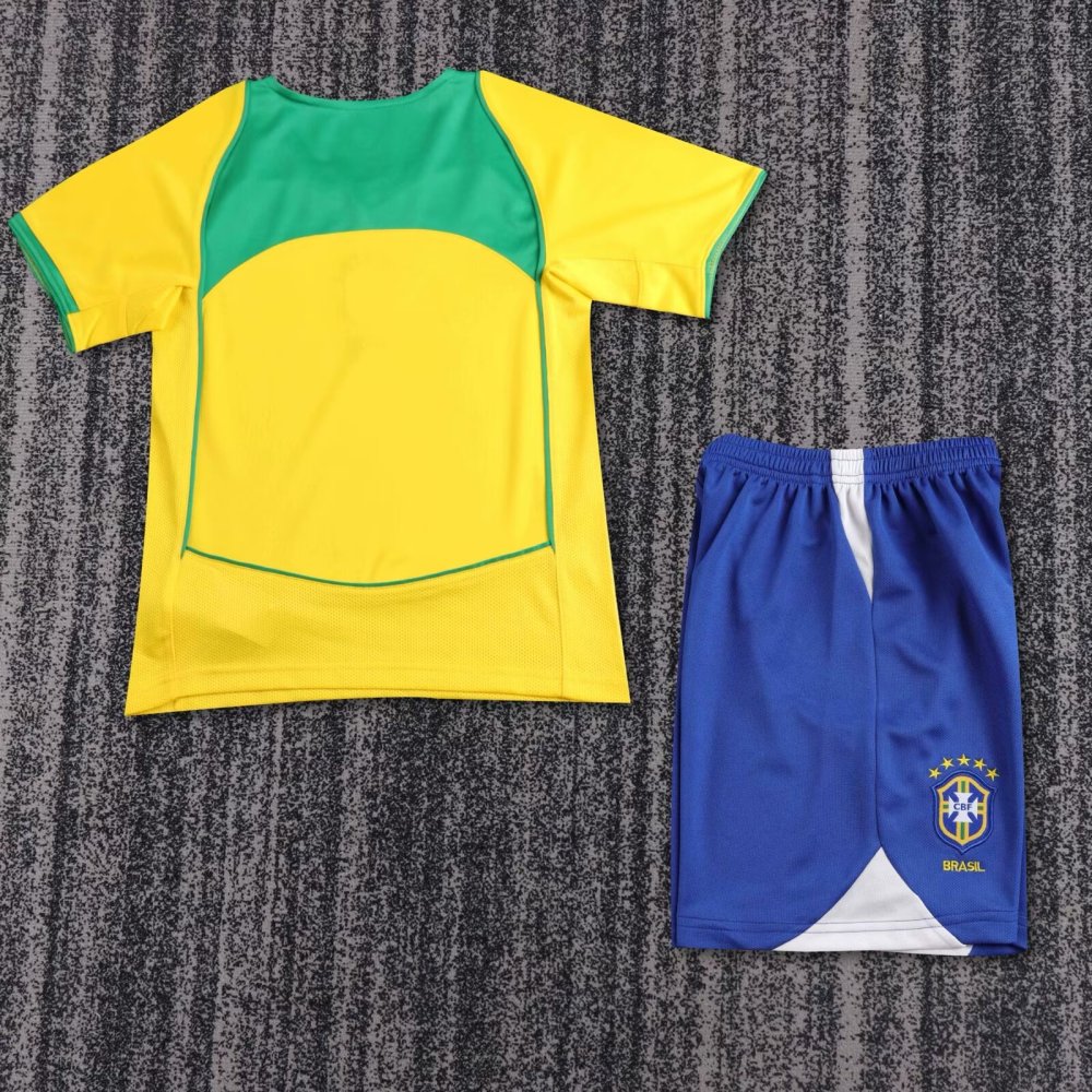Retro Kids 2004-06 Kids Brazil home retro RONALDINHO KAKA CAFU R.CARLOS RONALDO Football jersey