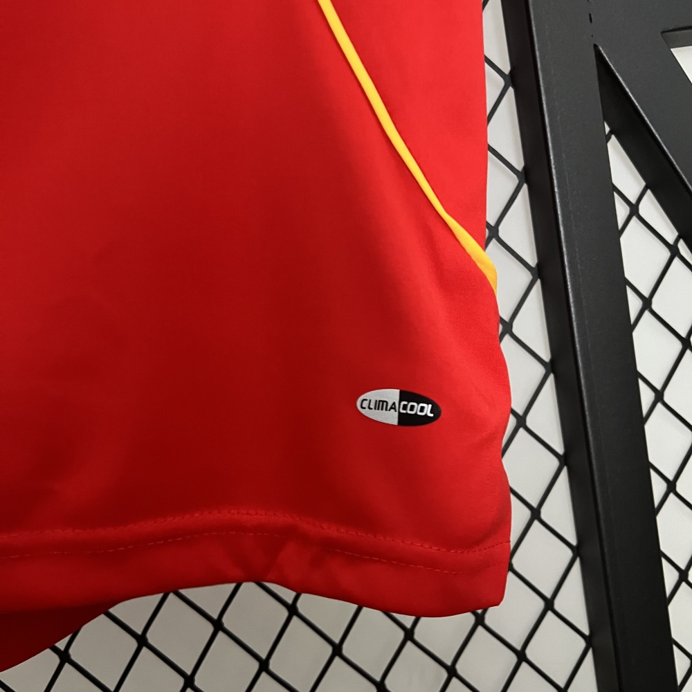 retro 2008 Spain Home retro football jersey