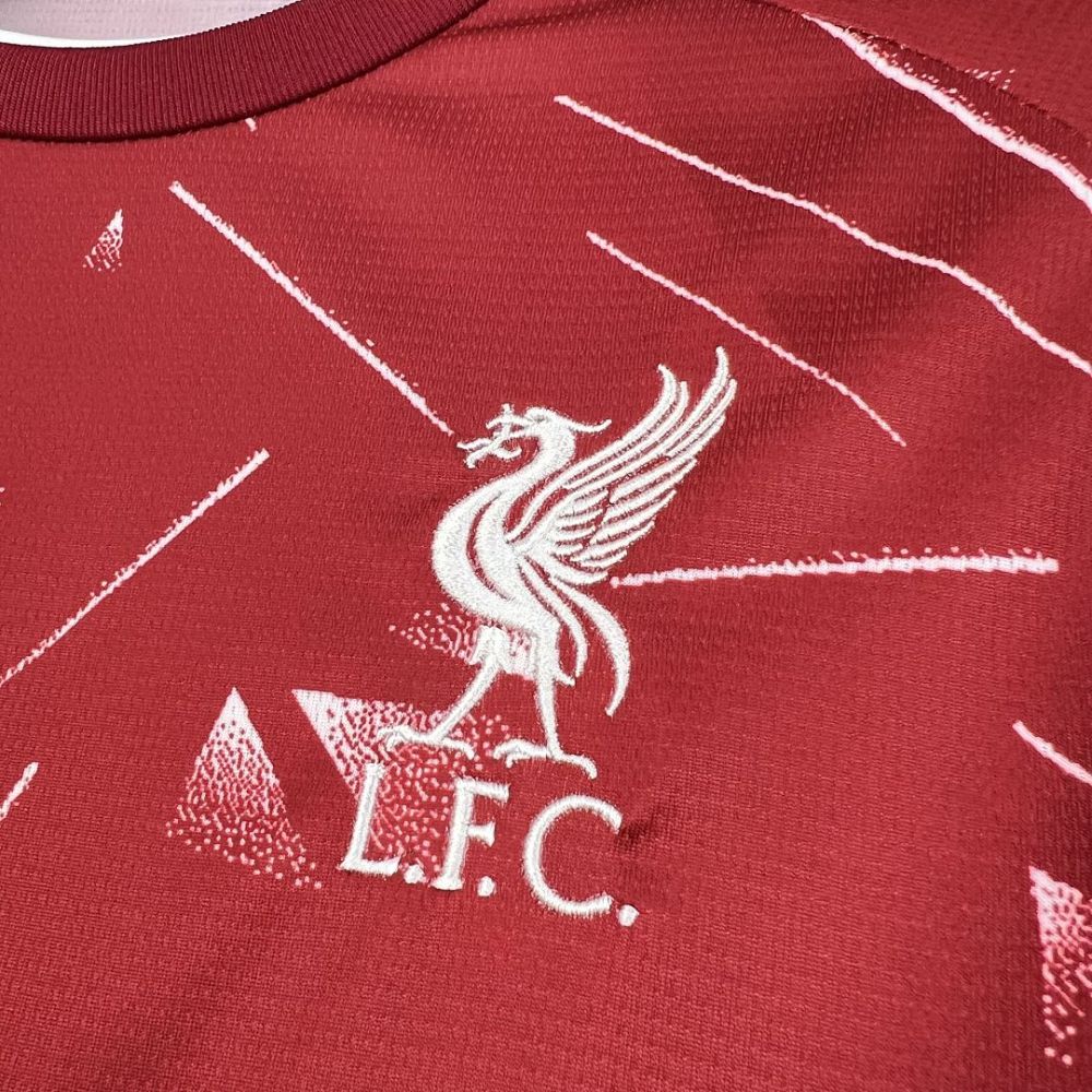 2026-27 Liverpool home Football jersey