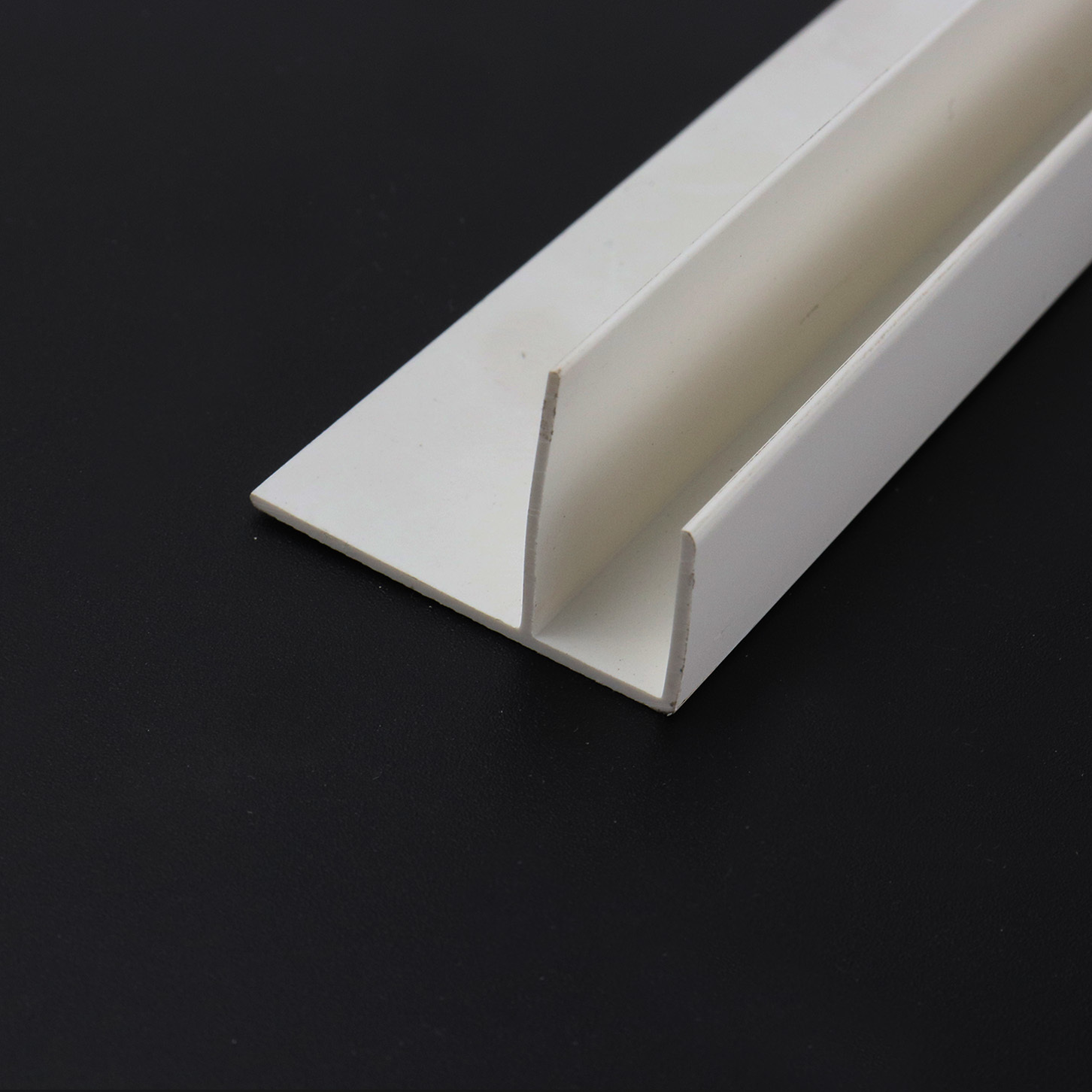 PVC Profile Stair Nose YT10