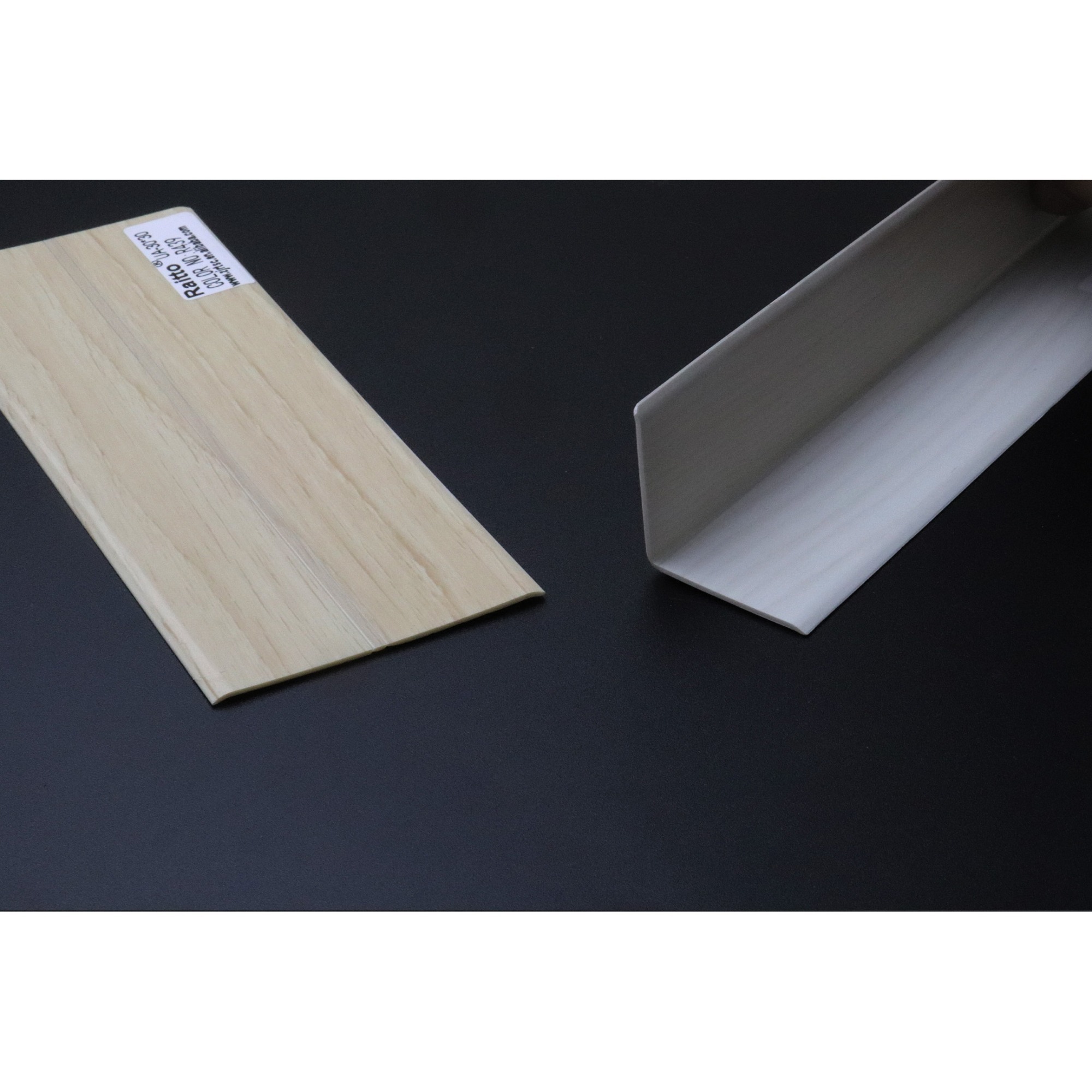 Hard PVC Universal Angle UA-40*40