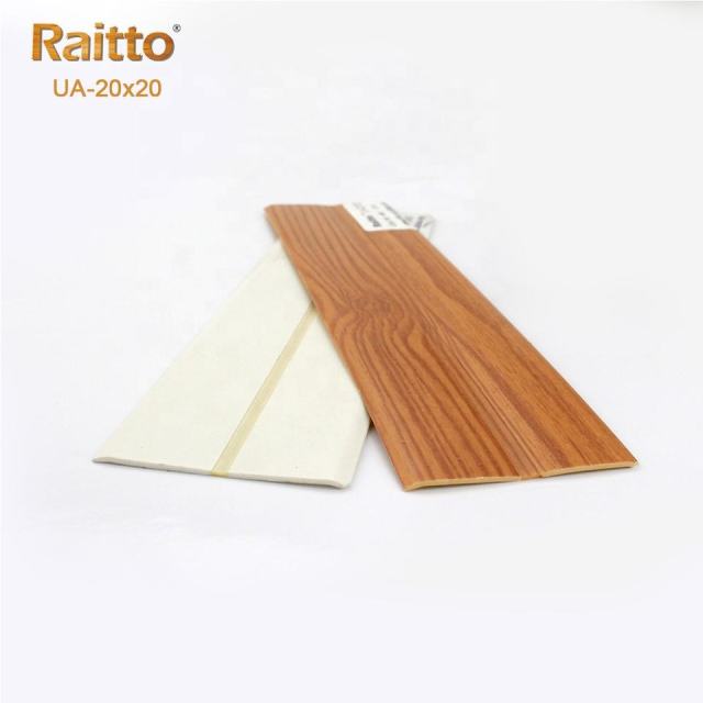 Hard PVC Universal Angle UA-20*20