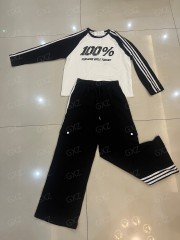 Женский спортивный комплект из двух предметов с длинными рукавами и принтом