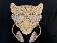 Fashionable short-sleeved retro sequined hollow three-dimensional embroidered bear T-shirt