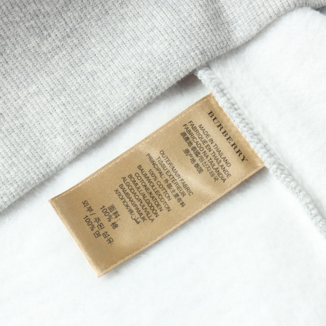 GXZ Premium Hooded Sweatshirt – Customizable Comfort for Fall/Winter