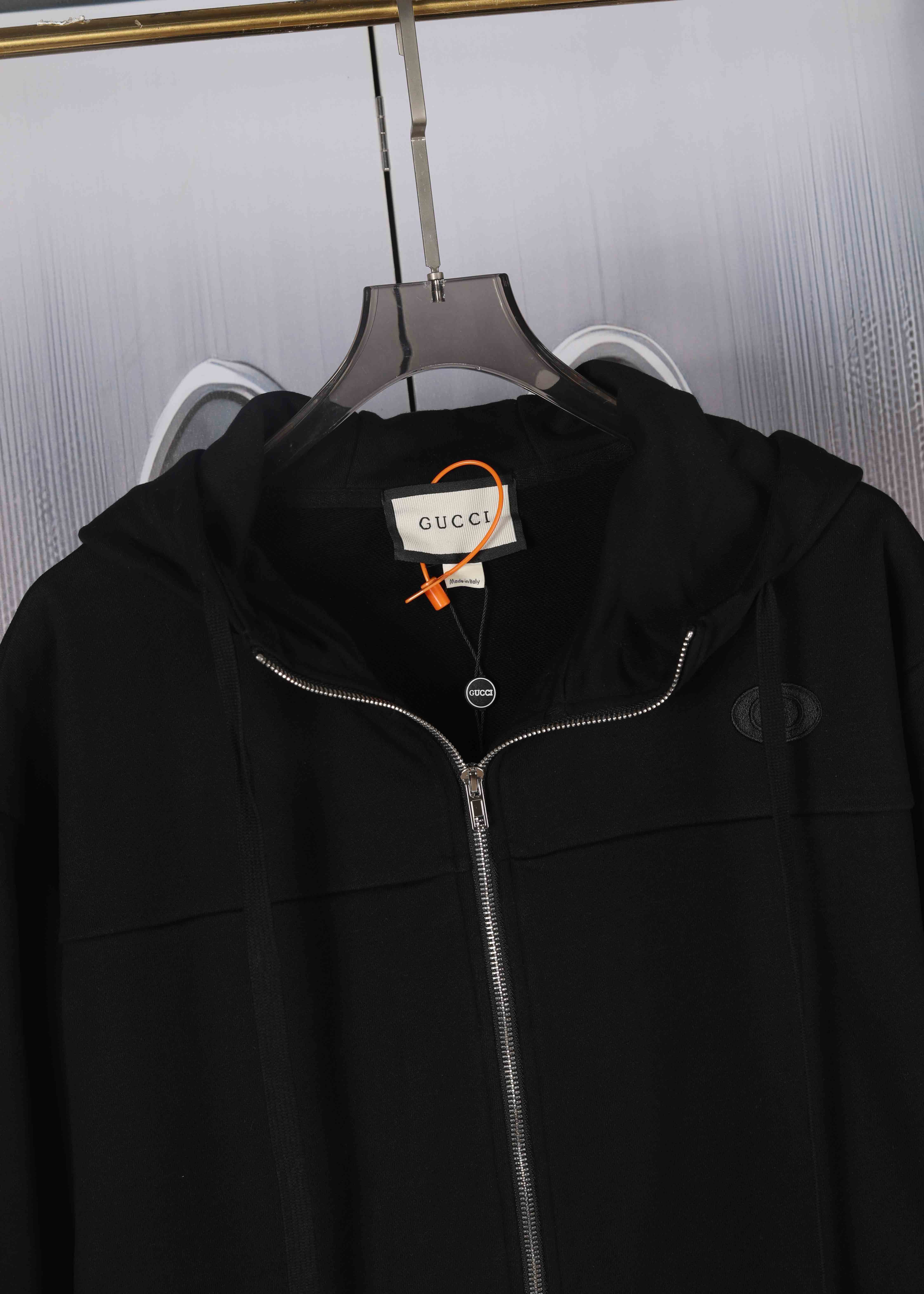 GXZ High-Neck White Zipper Jacket – Premium Customizable Winter Wear for Men & Women