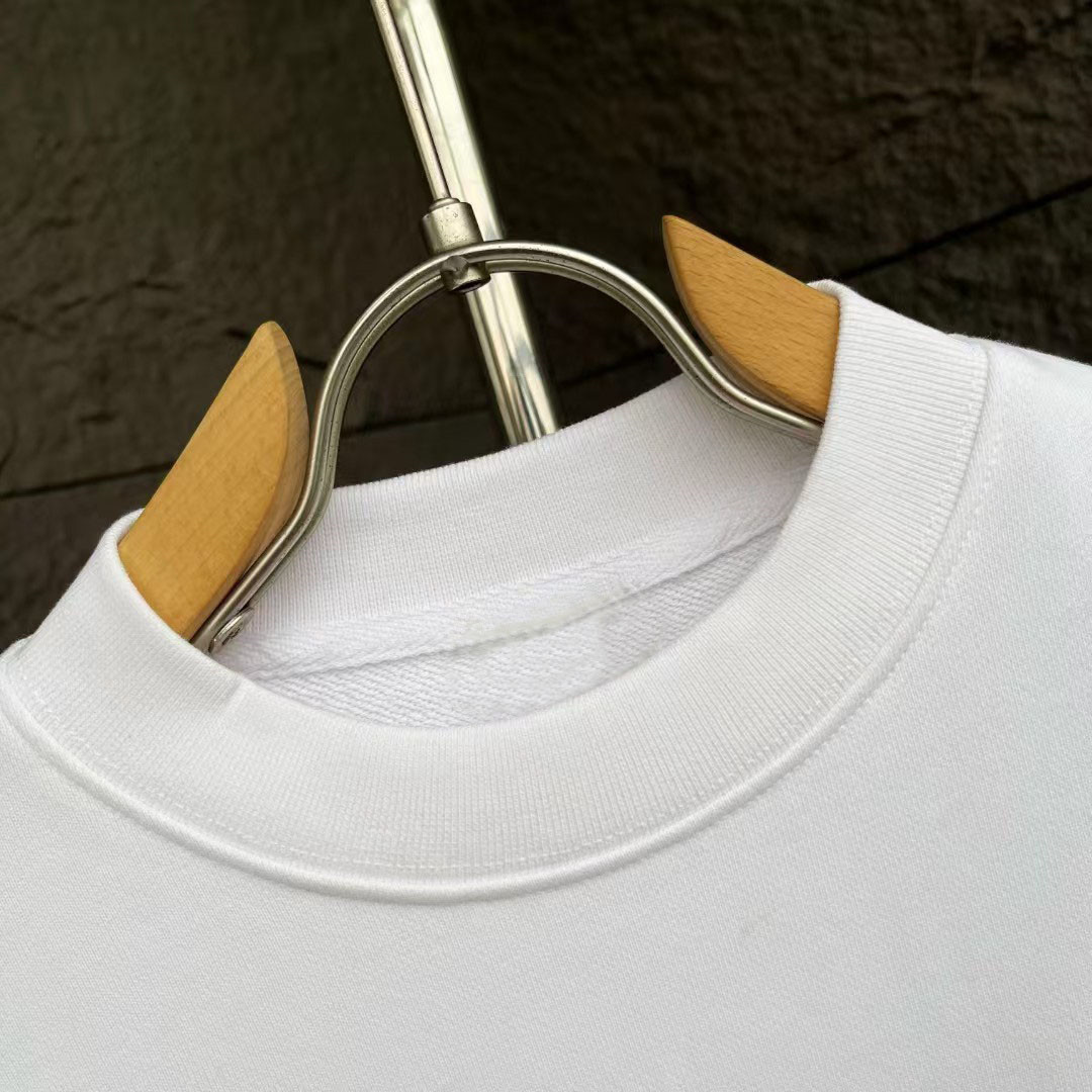 GXZ Men's White Graphic Sweatshirt – Customizable Modern Streetwear with Bold Artwork