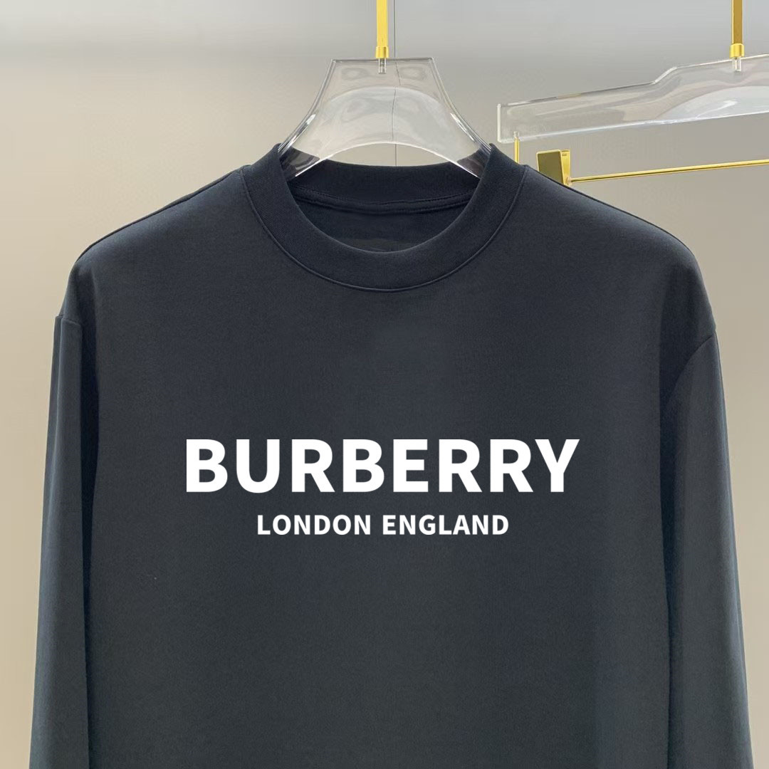 GXZ Men's Long-Sleeve White T-Shirt – Classic Burberry-Inspired Graphic Design