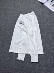 GXZ Men’s Premium White Long-Sleeve T-Shirt – Minimalist and Timeless Design