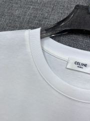 GXZ Men's White Long-Sleeve T-Shirt with Bold Red Graphic – Perfect for Streetwear and Casual Outfits