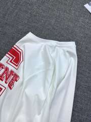 GXZ Men's White Long-Sleeve T-Shirt with Bold Red Graphic – Perfect for Streetwear and Casual Outfits