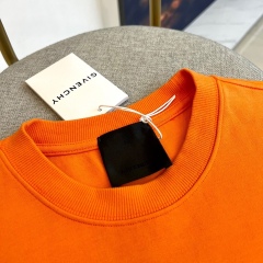 GXZ Men's Orange Short-Sleeve Embossed Logo T-Shirt – Bold Fashion for Casual and Urban Wear