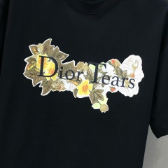 GXZ Men's White T-Shirt with Floral Embellishment – Modern Graphic Streetwear
