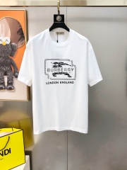 GXZ Men’s White Graphic Logo T-Shirt – Classic Burberry-Inspired Casual Wear