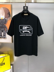 GXZ Men’s White Graphic Logo T-Shirt – Classic Burberry-Inspired Casual Wear