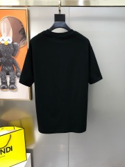 GXZ Men’s White Graphic Logo T-Shirt – Classic Burberry-Inspired Casual Wear