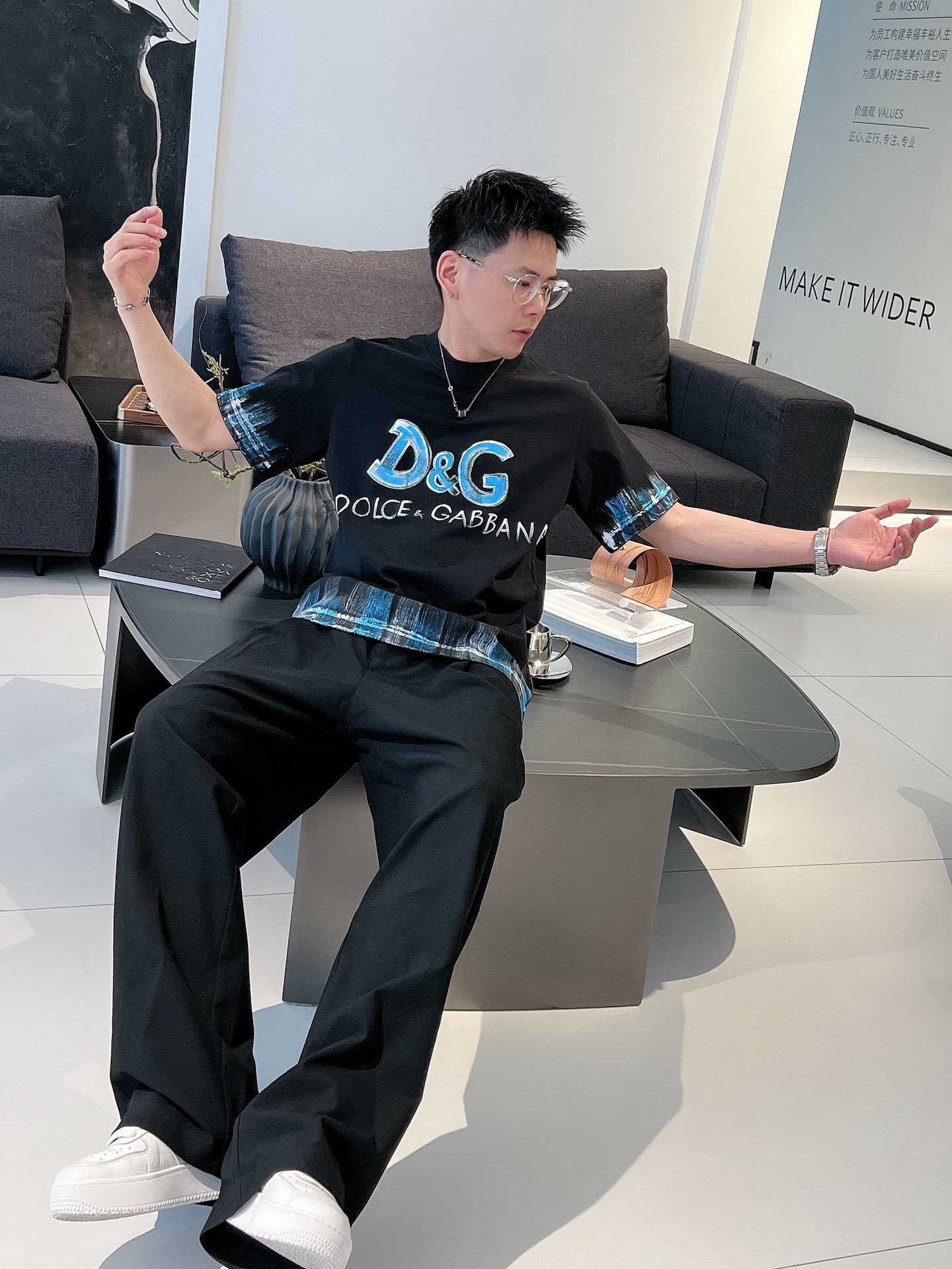GXZ Men’s D&G-Inspired Graphic T-Shirt – Bold Black with Blue Details