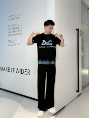 GXZ Men’s D&G-Inspired Graphic T-Shirt – Bold Black with Blue Details