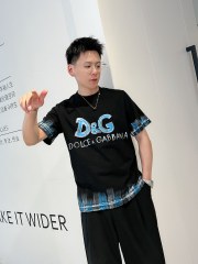 GXZ Men’s D&G-Inspired Graphic T-Shirt – Bold Black with Blue Details