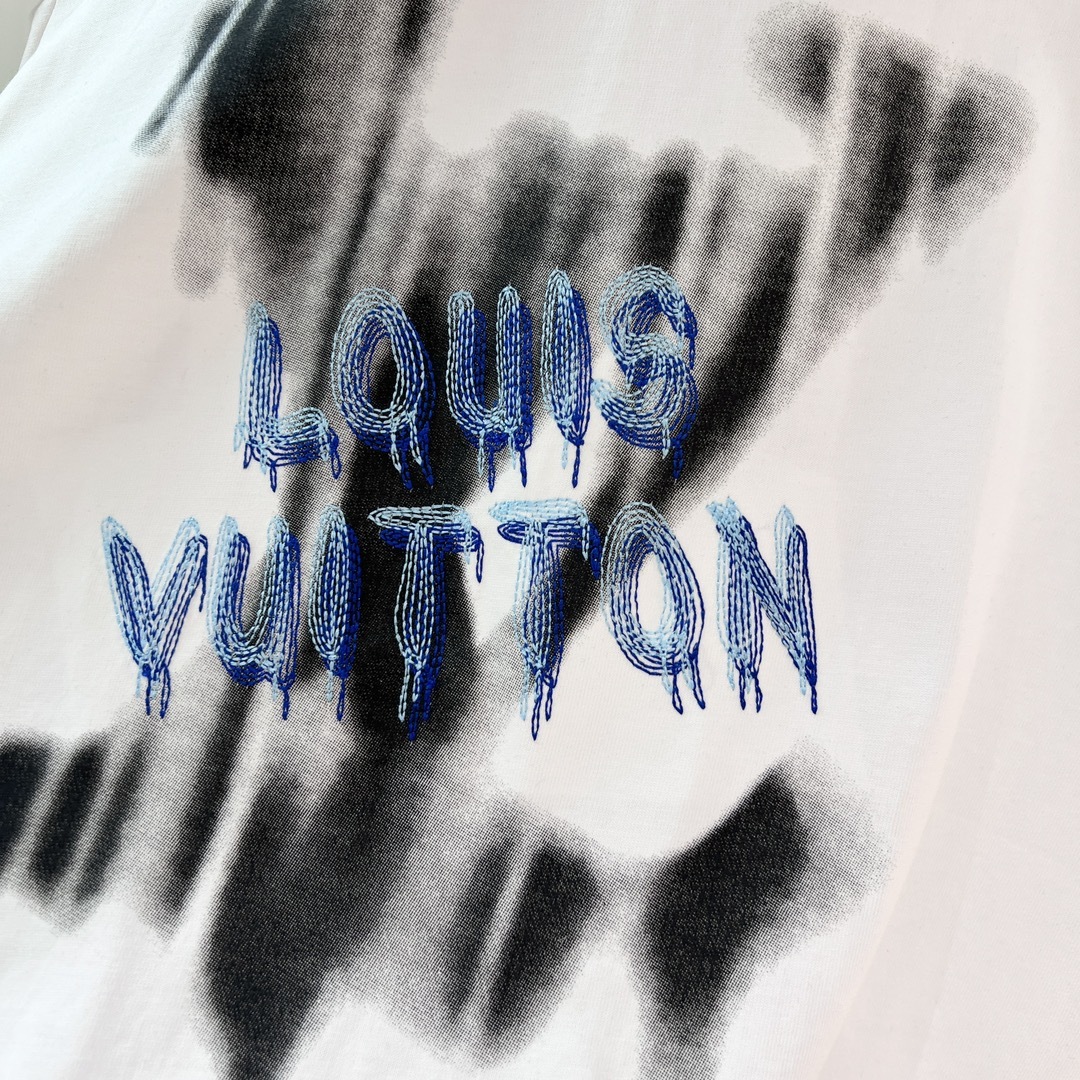 GXZ Men’s Luxury Graffiti Logo T-Shirt - Stylish Casual Wear